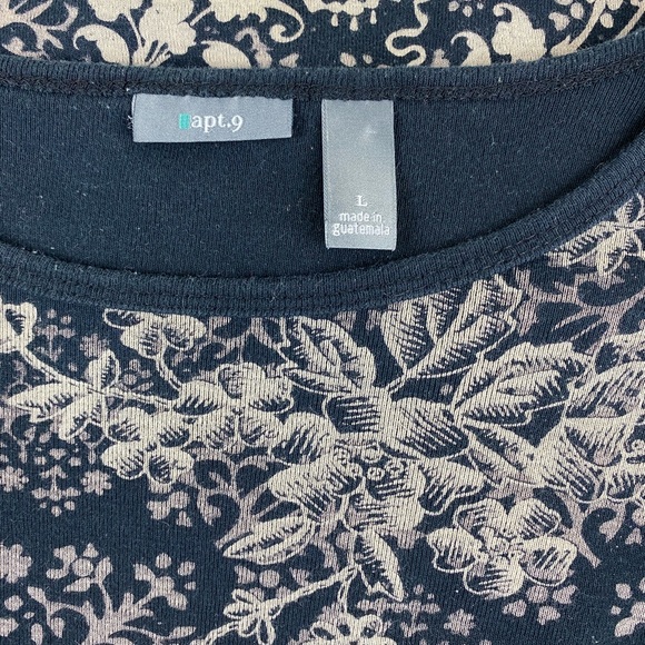 Apt. 9 -TShirt-Emboss EiffelTowerParis-Large - Picture 4 of 4